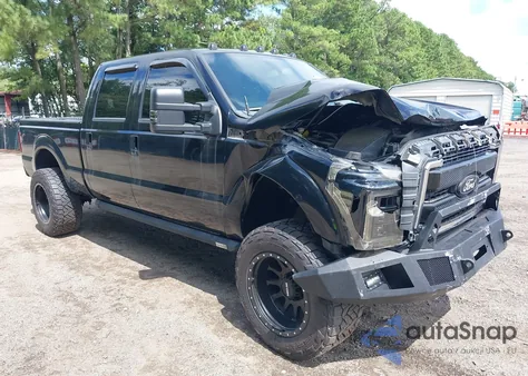 2016 Ford F250 Super Duty z USA, uszkodzony, nr VIN 1FT7W2BTXGEB02869